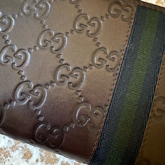 GUCCI Brown Leather Monogram W/ Blue and Green Nylon Strap Zippy Wallet - Picture 6 of 11